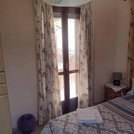 Mamidaki House בית נופש