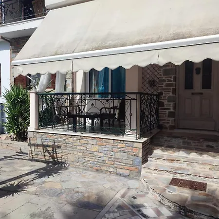 Mamidaki House Ferienhaus *